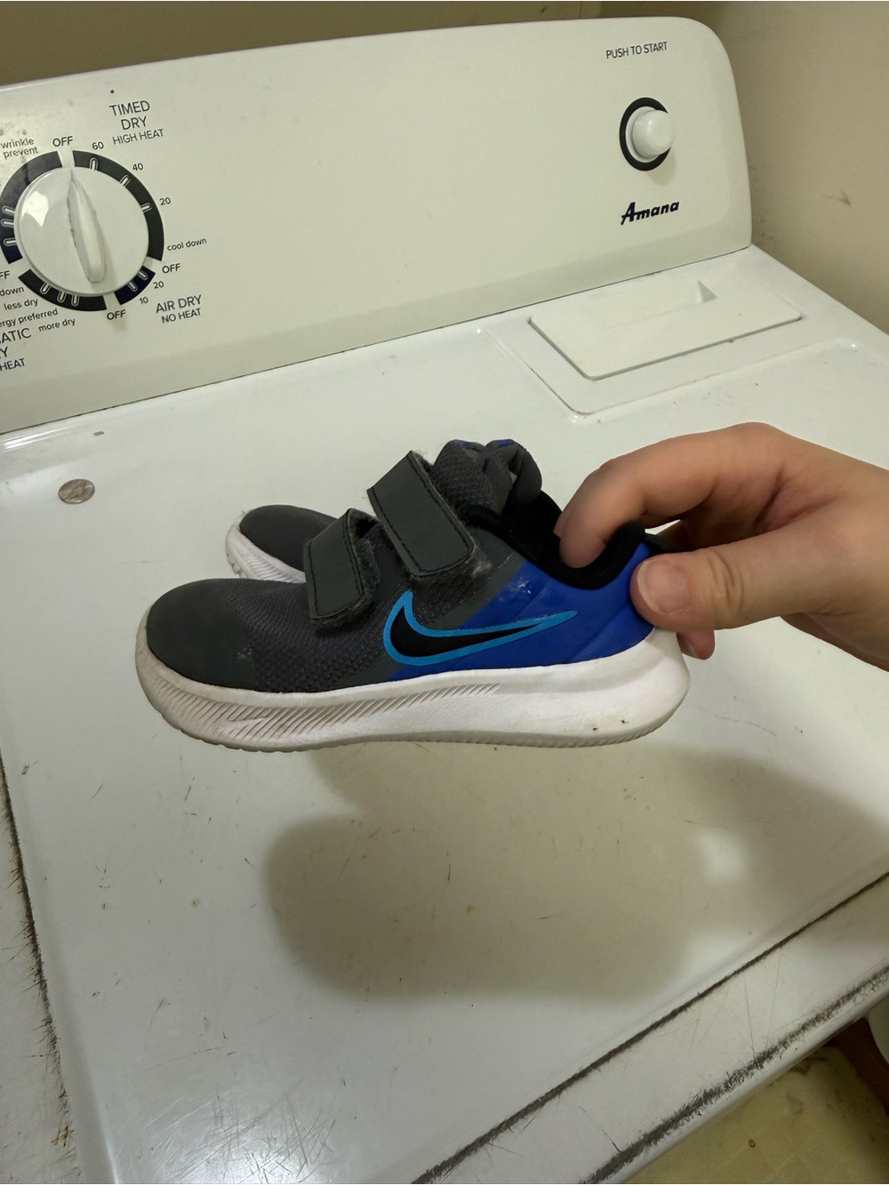 Nike Kids Black & Blue Velcro Athletic Sneakers